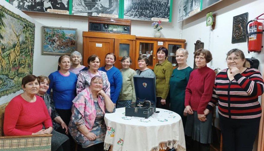 Клуб общения "Рябинушка" в музее